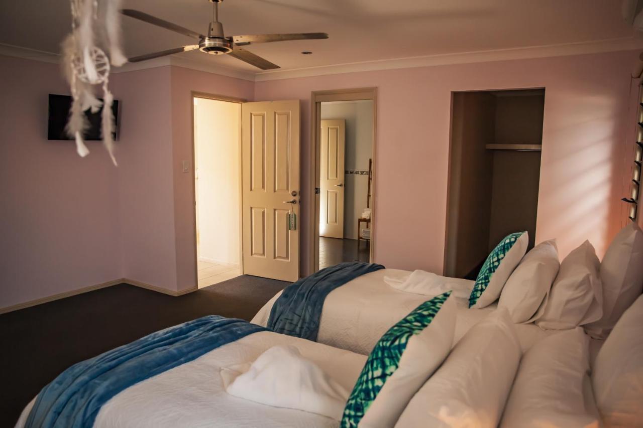 Beach Escape Magnesium Pool Dog Happy Gc Airport Apartment Gold Coast Exterior photo