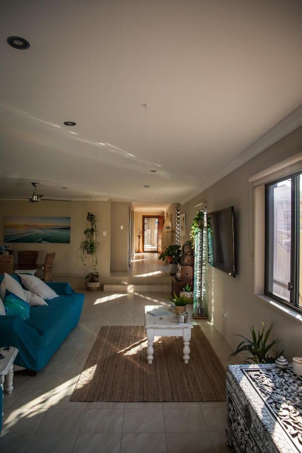 Beach Escape Magnesium Pool Dog Happy Gc Airport Apartment Gold Coast Exterior photo